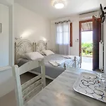 ανεμόεσσα * Μπατσί