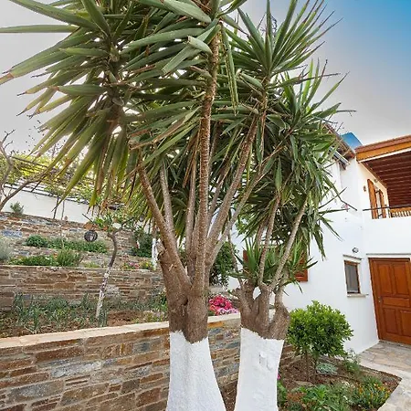 Anemoesa * Batsi (Andros)