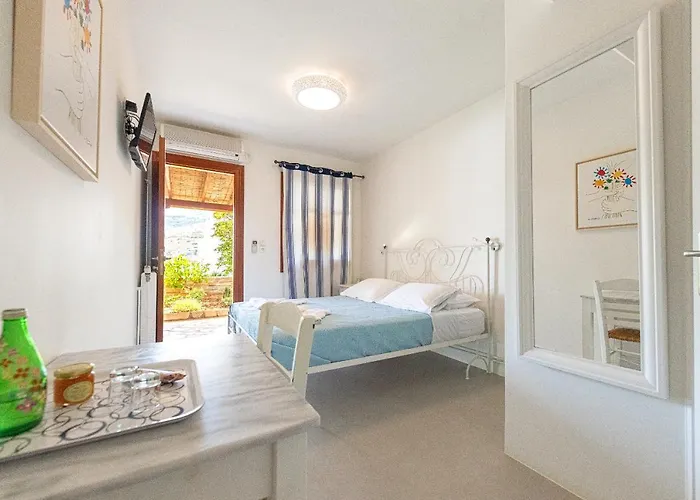 アパート Anemoesa